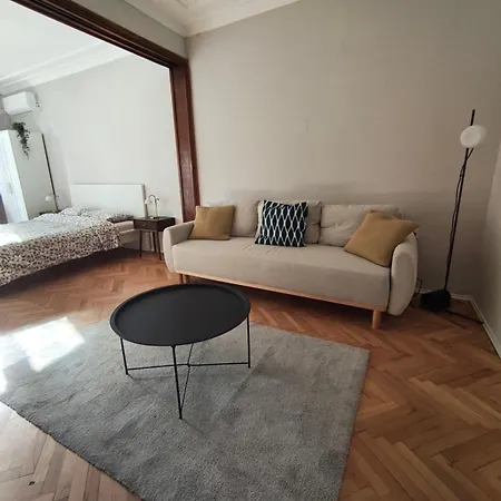 Serenity Lodge, Close To Ndk!