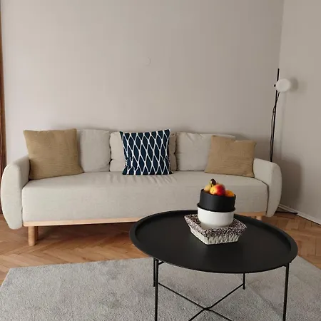 Daire Serenity Lodge, Close To Ndk! Sofya