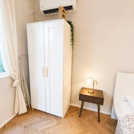 Apartman Serenity And Cosy Lodge, Next To Ndk! Szófia