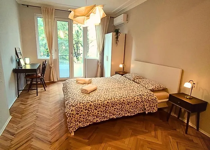 דירה Serenity And Cosy Lodge, Next To Ndk!