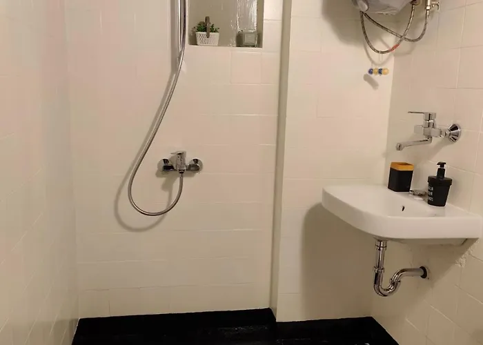 アパート Serenity Lodge, Close To Ndk! *