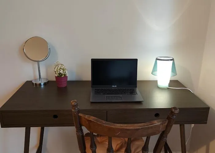 Serenity Lodge, Close To Ndk! アパート *