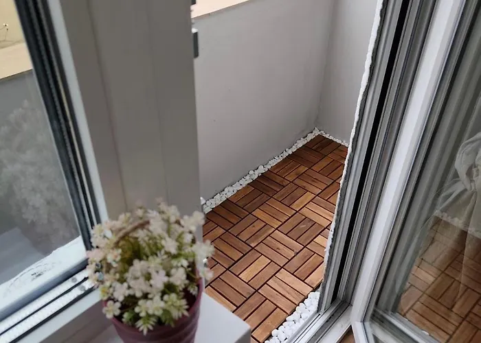 Serenity Lodge, Close To Ndk!